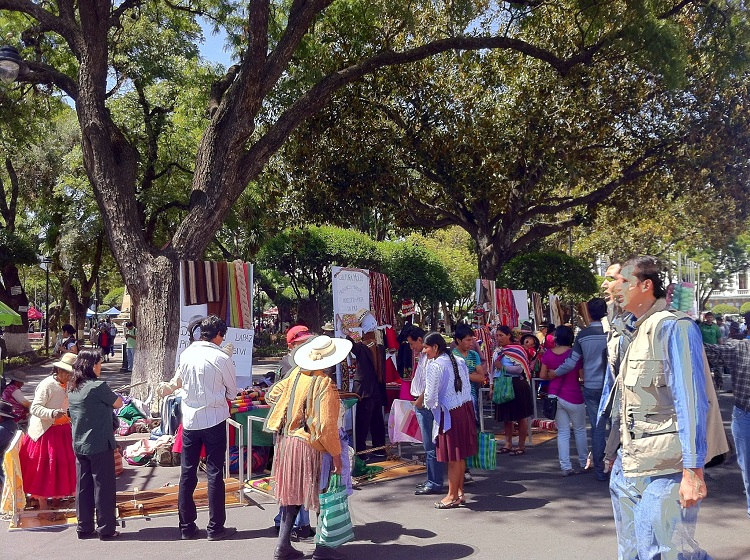 plaza 25 de mayo sucre bolivia