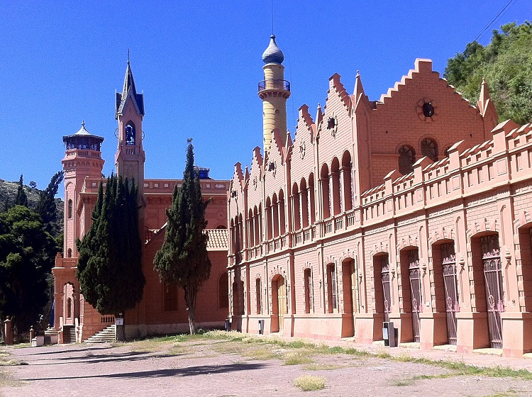 la glorieta castle sucre bolivia